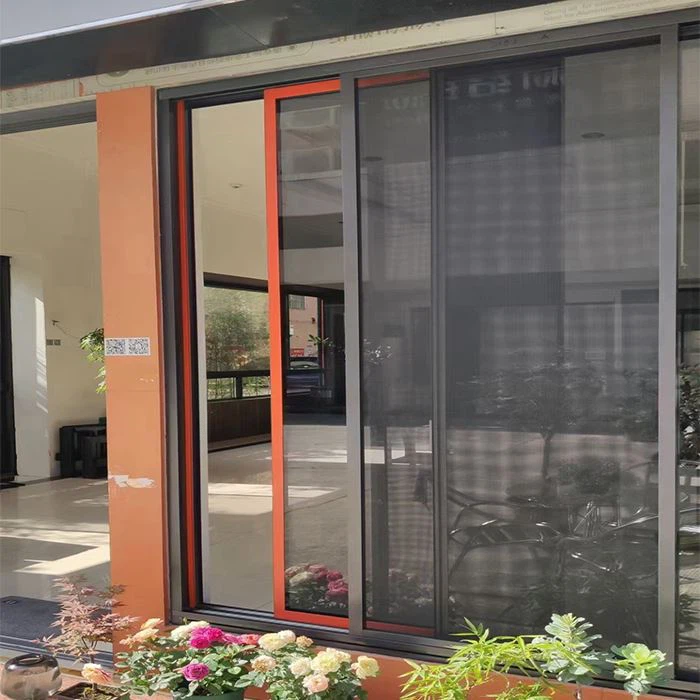 Прозорец с тънка рамка