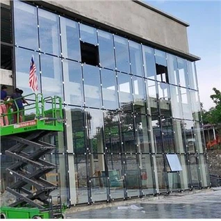 Окачена фасада